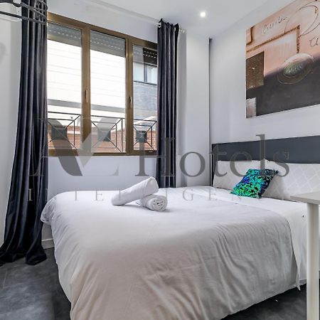 Ayz Ulises - Auto Check-In Property Madrid Exterior photo
