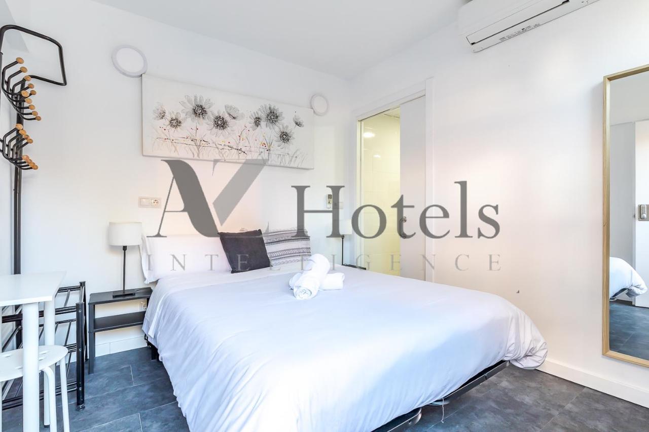 Ayz Ulises - Auto Check-In Property Madrid Exterior photo