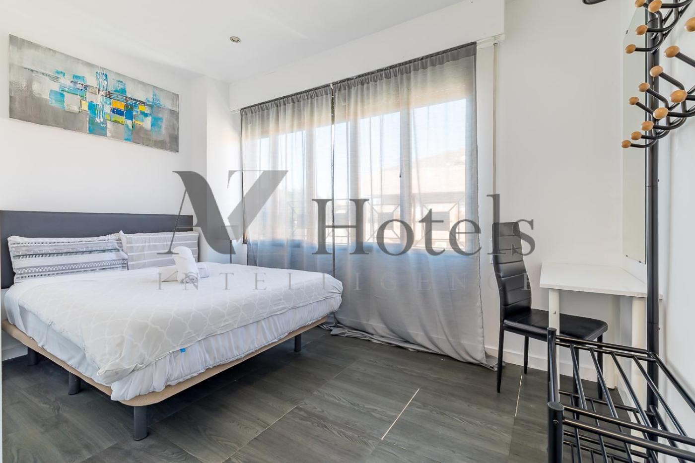 Ayz Ulises - Auto Check-In Property Madrid Exterior photo
