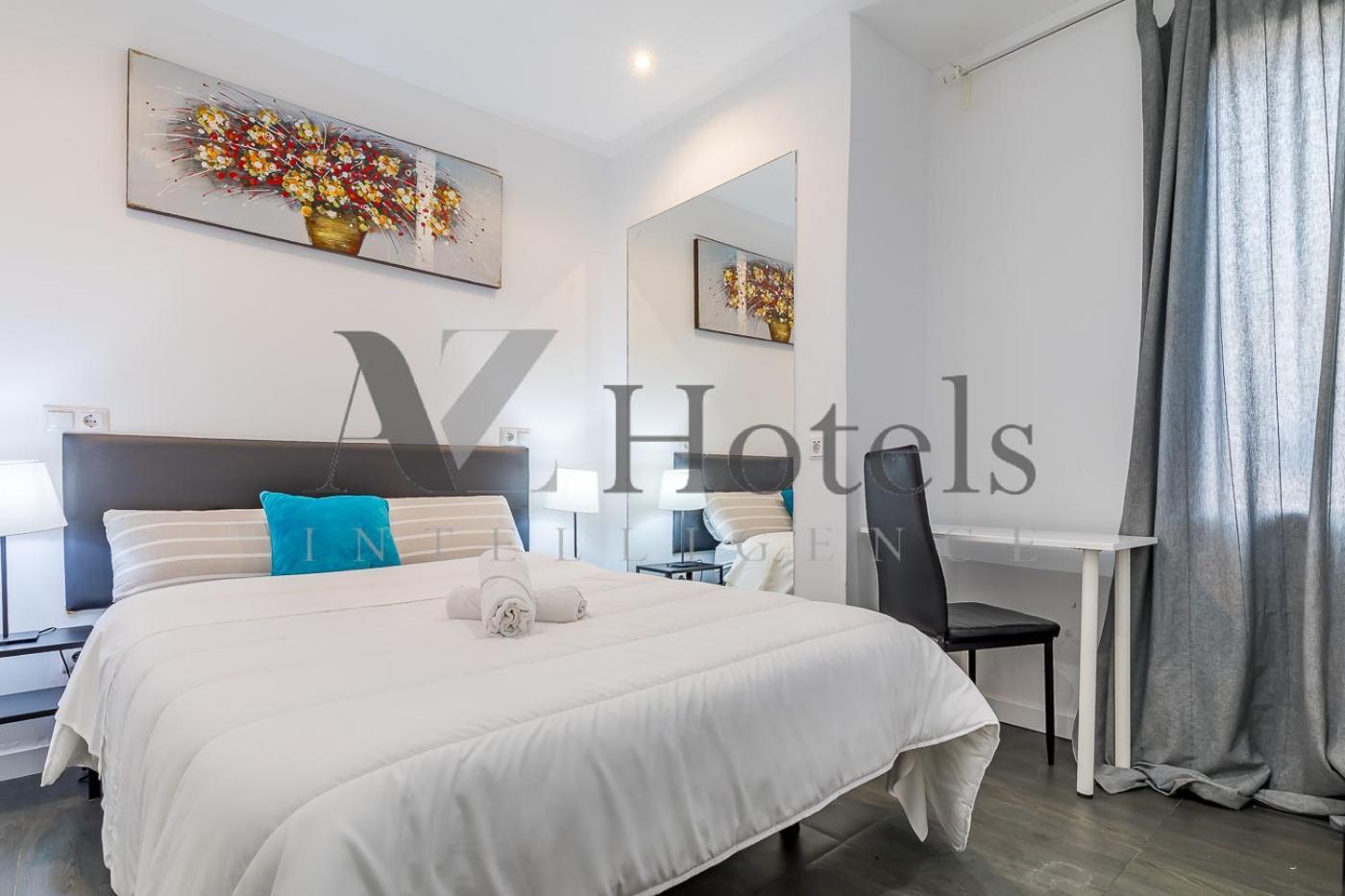 Ayz Ulises - Auto Check-In Property Madrid Exterior photo
