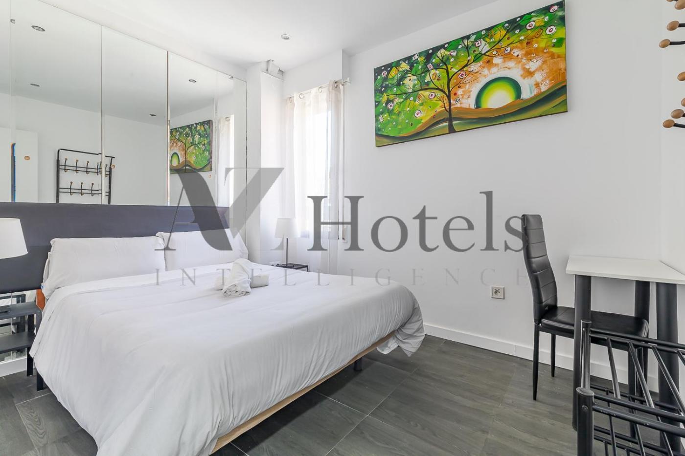 Ayz Ulises - Auto Check-In Property Madrid Exterior photo