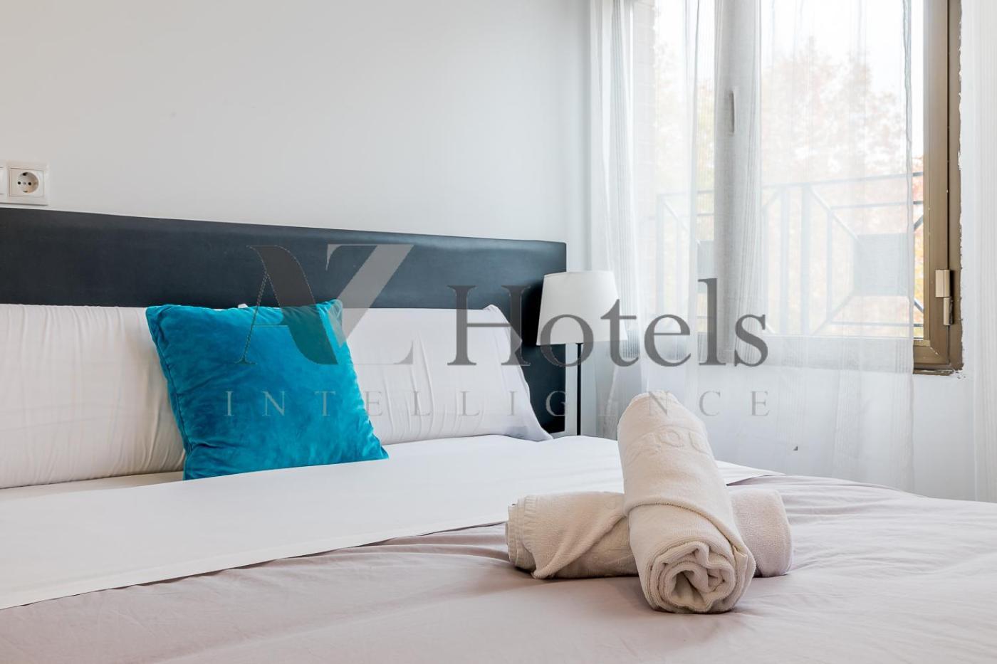 Ayz Ulises - Auto Check-In Property Madrid Exterior photo