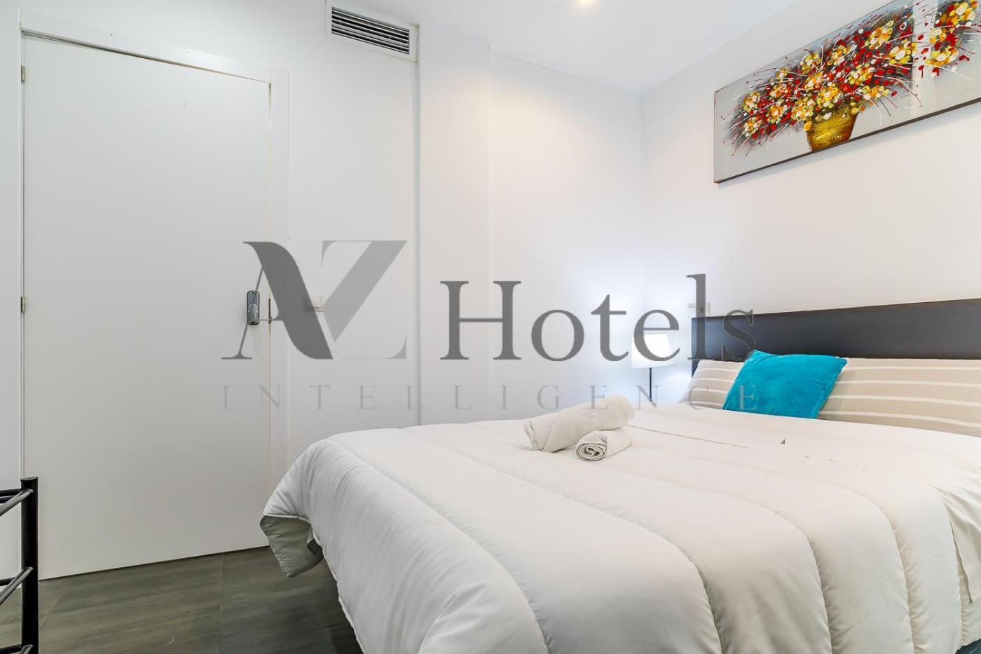Ayz Ulises - Auto Check-In Property Madrid Exterior photo