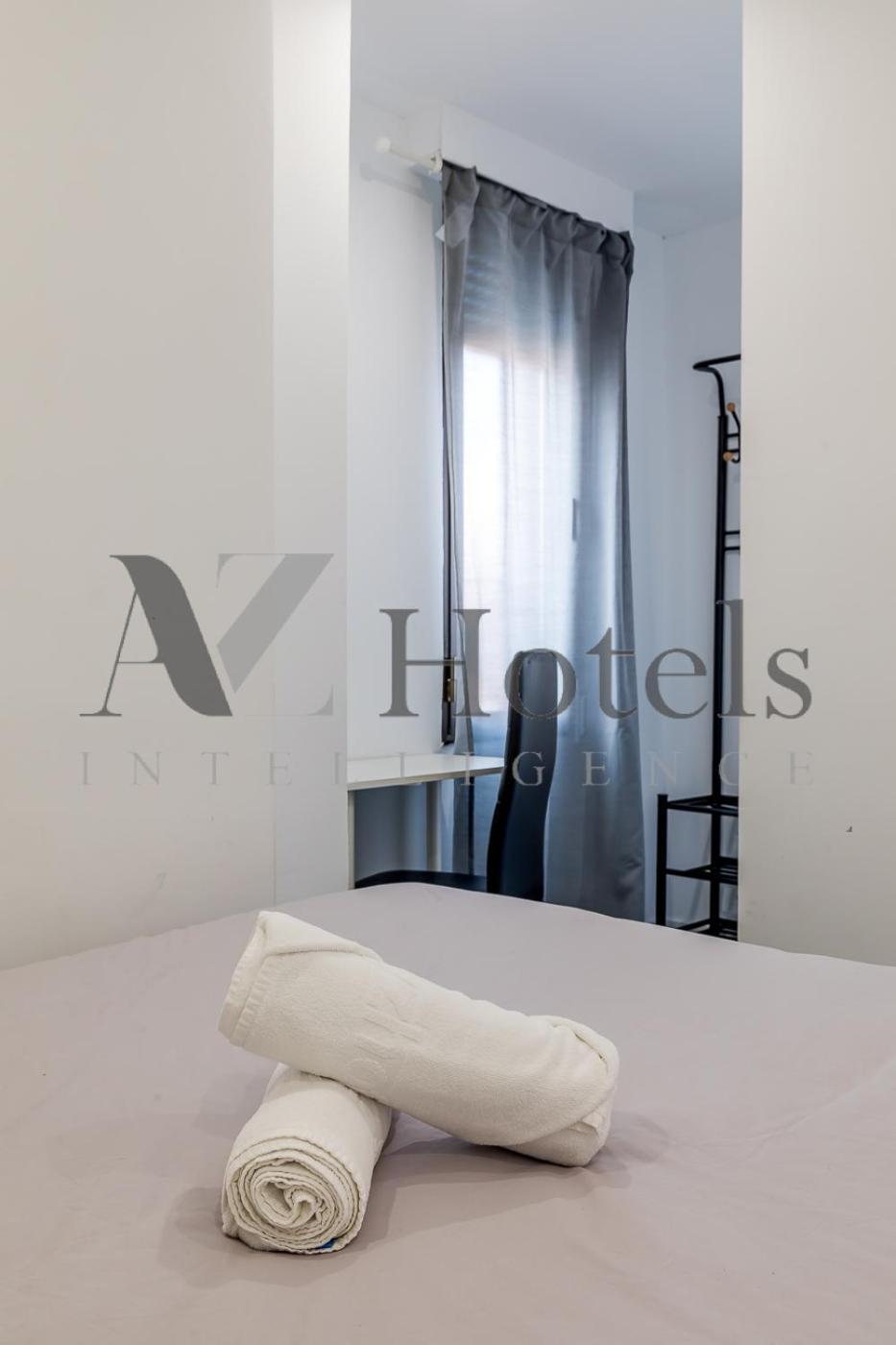 Ayz Ulises - Auto Check-In Property Madrid Exterior photo