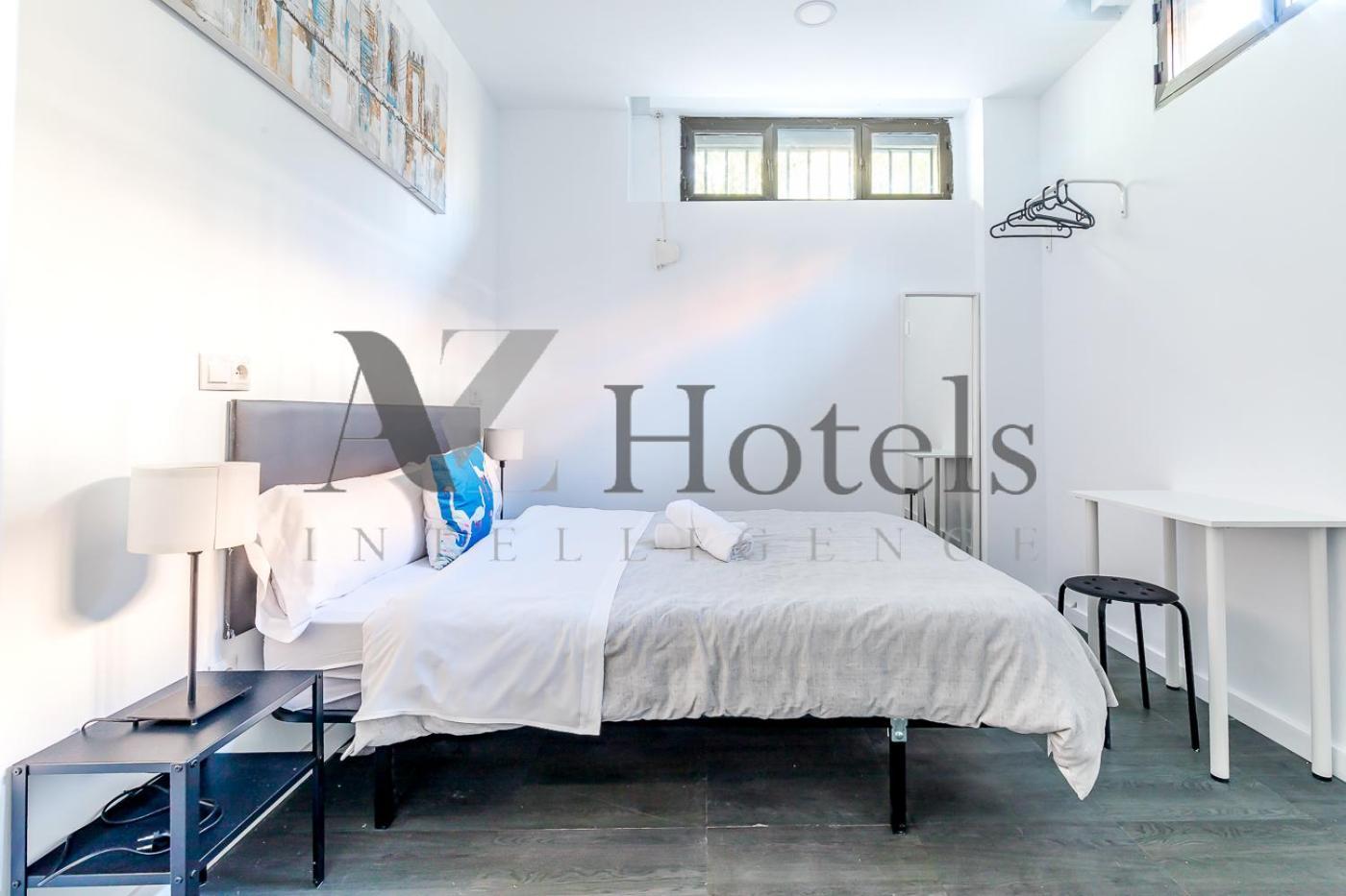 Ayz Ulises - Auto Check-In Property Madrid Exterior photo