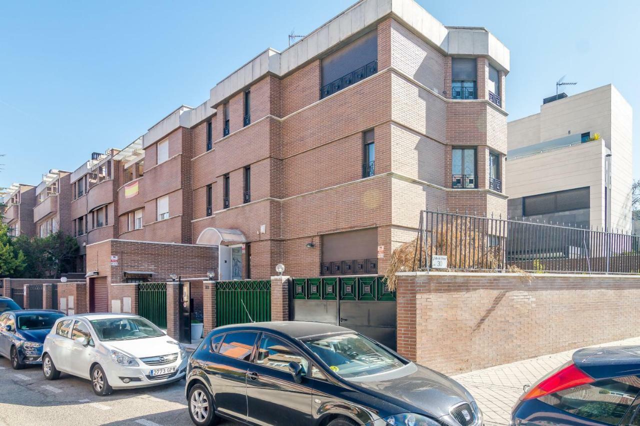 Ayz Ulises - Auto Check-In Property Madrid Exterior photo